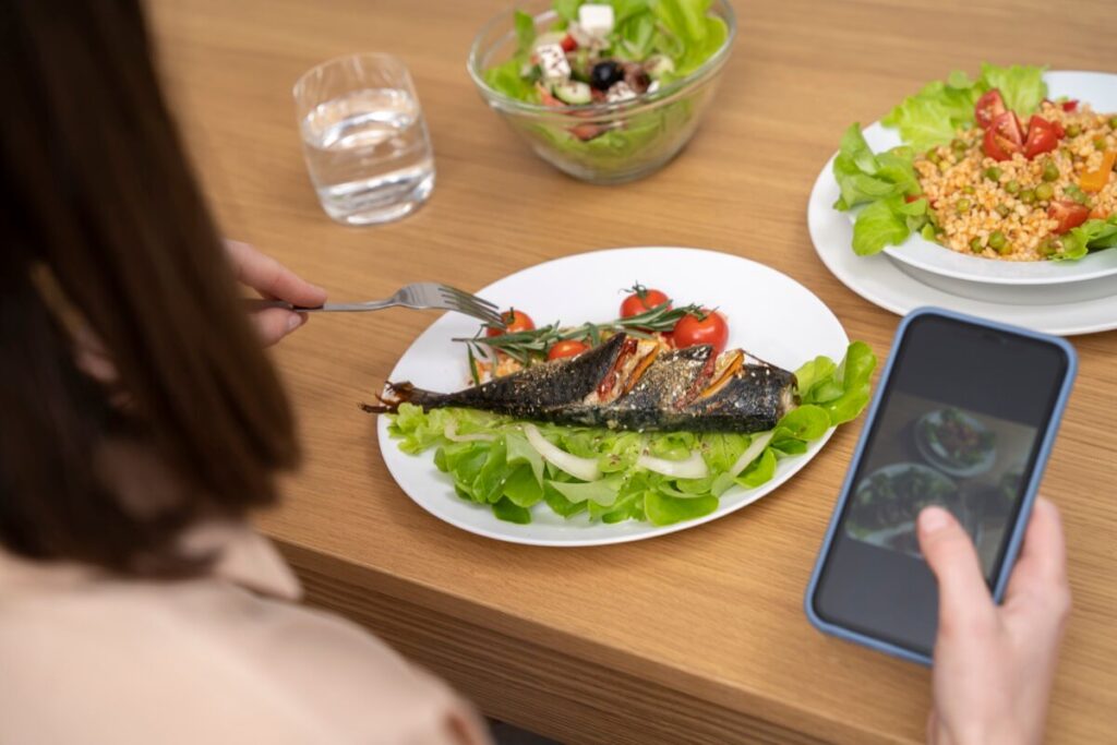 Planowanie posiłków na diecie ketogenicznej – czy odpowiednio skomponowane śniadania, obiady i kolacje to klucz do sukcesu?